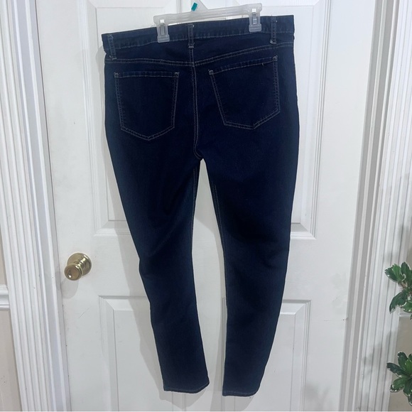 Lee riders pull on jeans - Picture 3 of 4